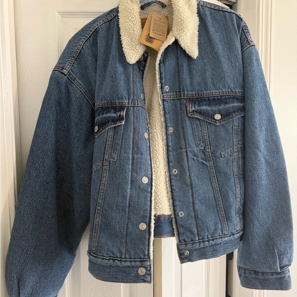Levi's Blue Denim Jacket with Cream Sherpa Lining